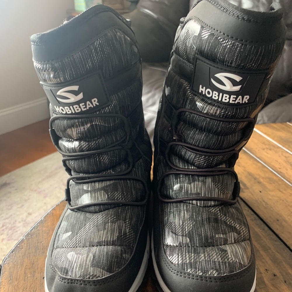 Boys snow boots